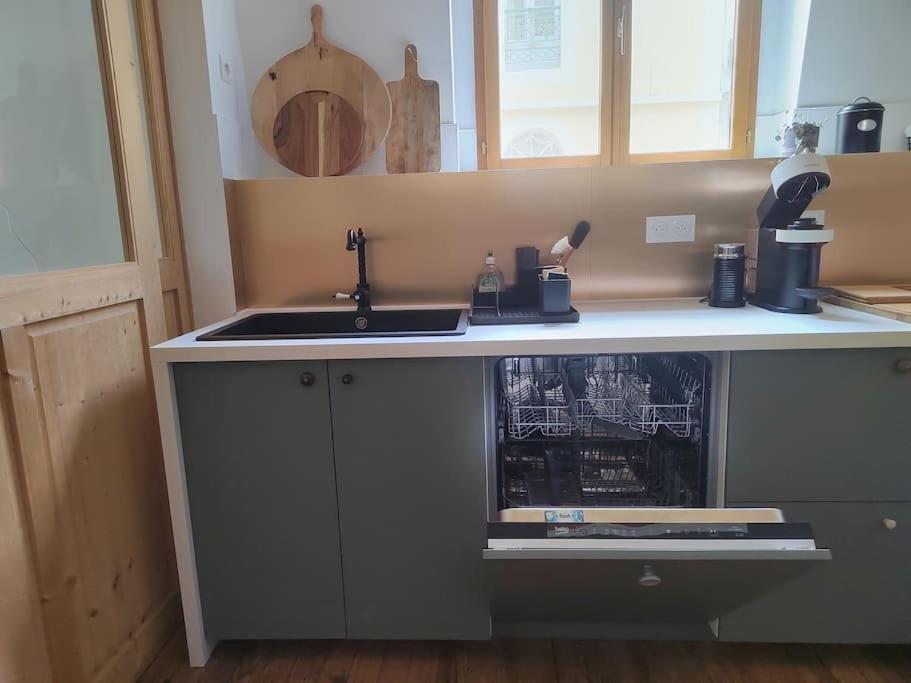 Magnifique Appartement Le Nid Des Thermes Bagnères-de-Bigorre Buitenkant foto